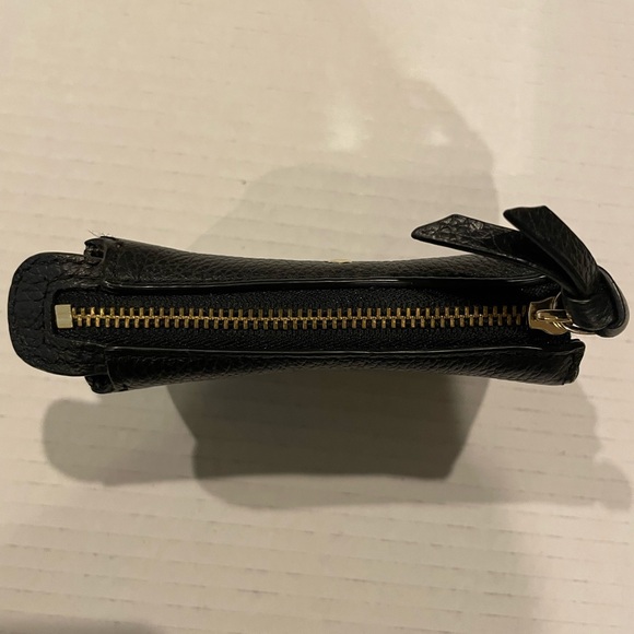 Kate Spade Black Leather Zip Wallet/ Card Holder - Picture 3 of 8